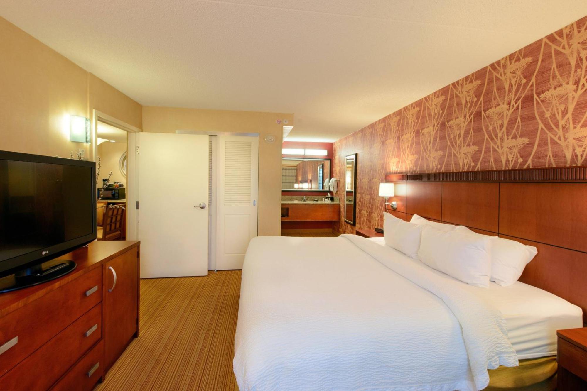 Courtyard By Marriott Canton North Canton Exterior foto
